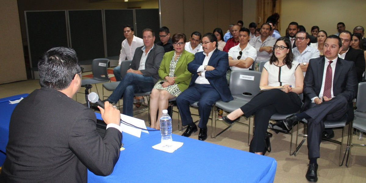 Foto 3 del primer taller capacitación y difusión del sistema anticorrupción región laguna