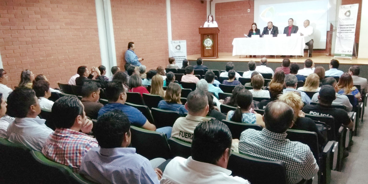 Foto 1 del primer taller capacitación y difusión del sistema anticorrupción región centro